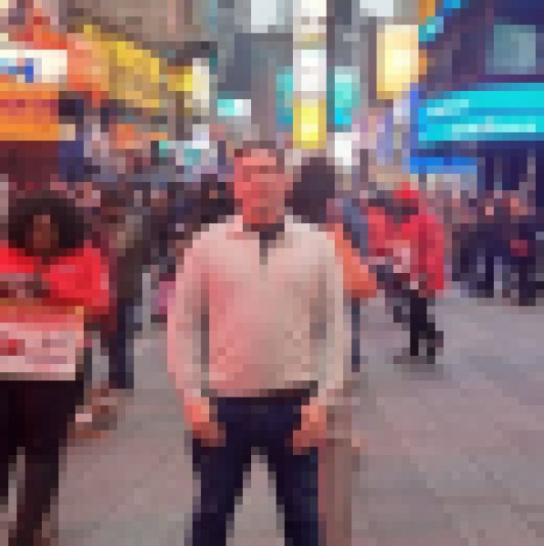 Santiago, 39, Al Maariyah