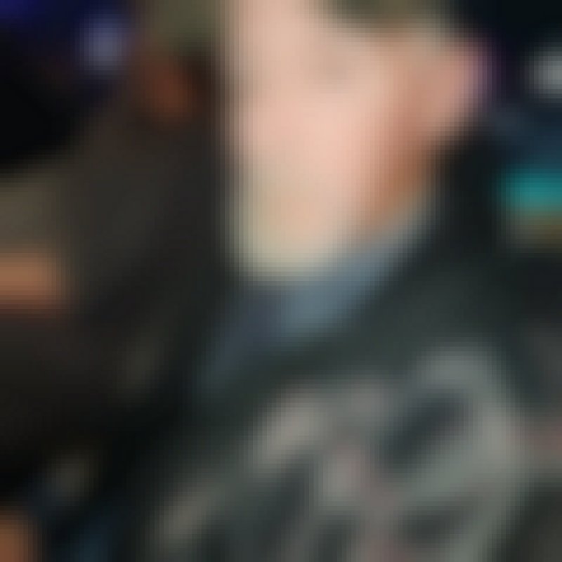 Manny, 70, Milajerd
