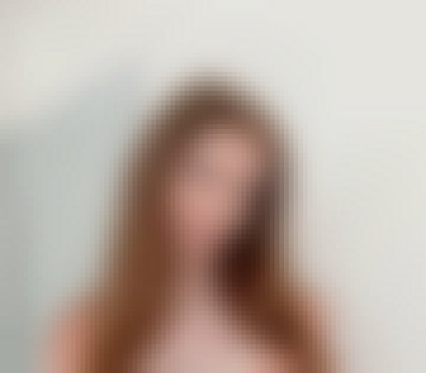 nessa, 28, Sgula