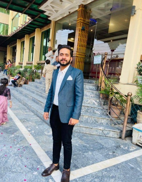 Zann, 22, Turkey