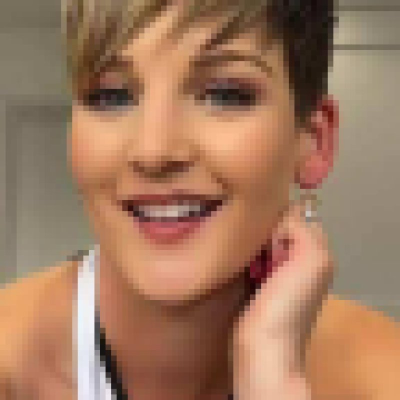 Hannah Brooke, 41, Algeria