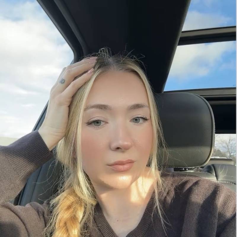 Amelia, 35, Mze