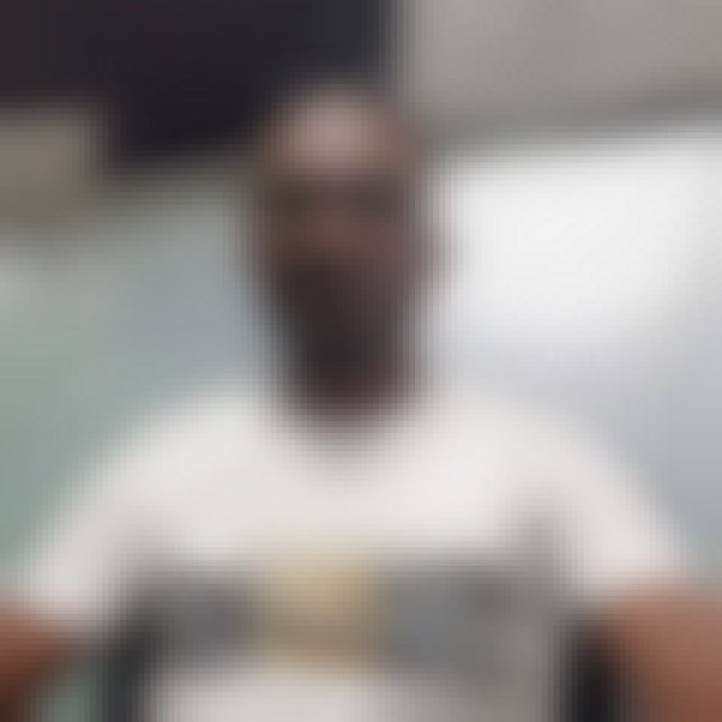 Inesta, 37, Sabaur