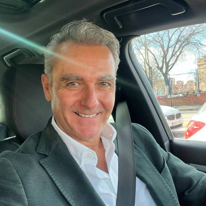 Robert, 59, Burstadt