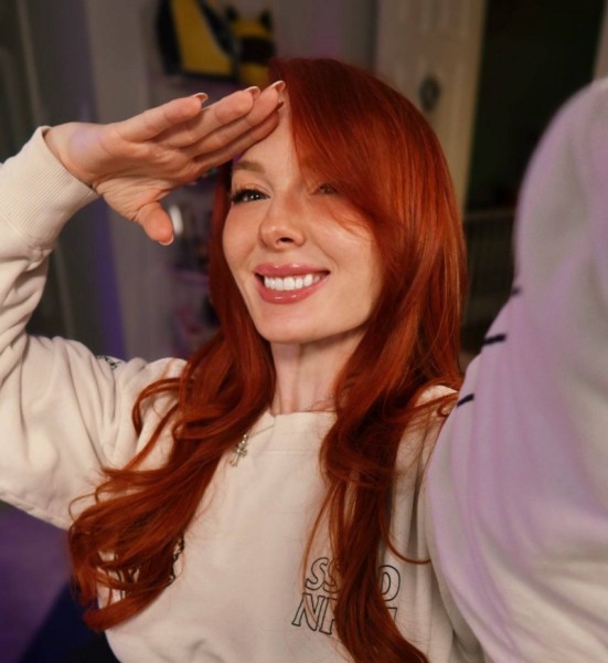 Grace, 36, Lawrence