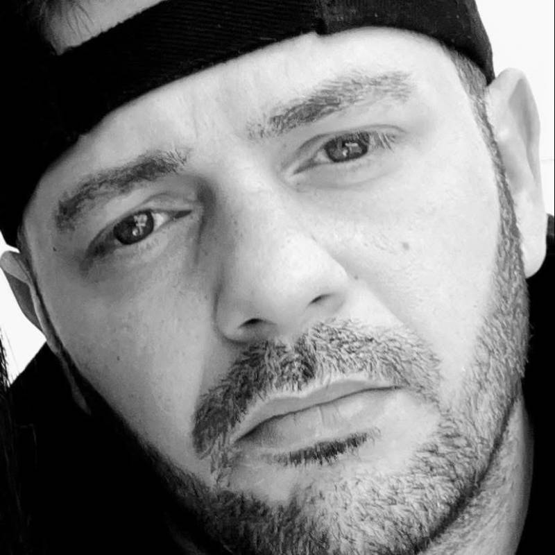 Justin, 39, Washington State
