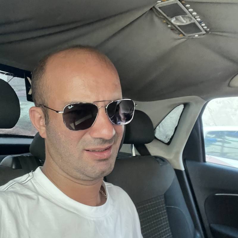 Senatour, 35, Kotri