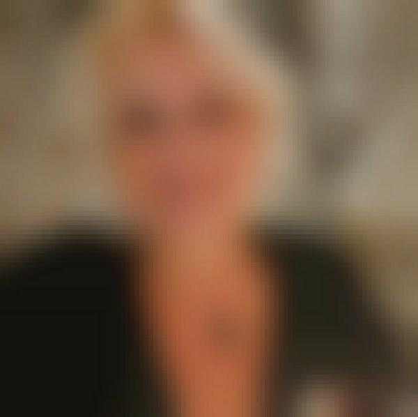 Stella, 68, Bahabad