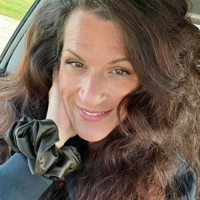 Angie D Blake, 41, Jeassre