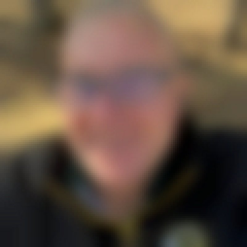 Alex Smith, 61, Koumpentoum