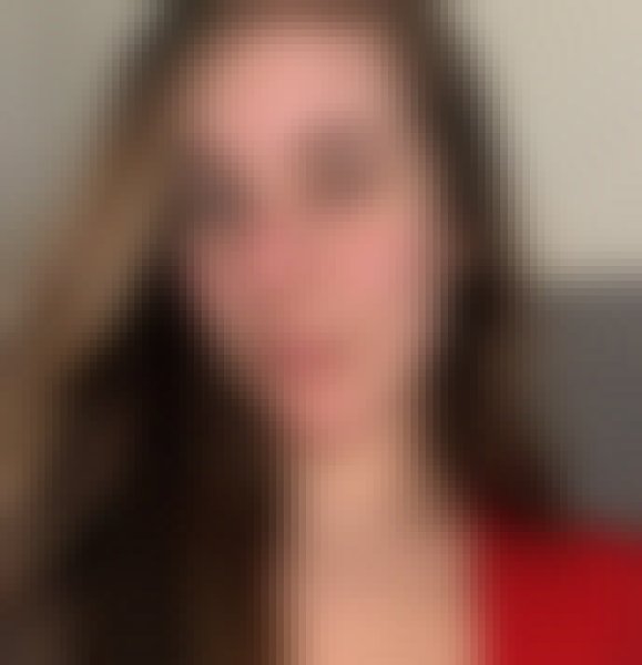 Bella, 50, Benin