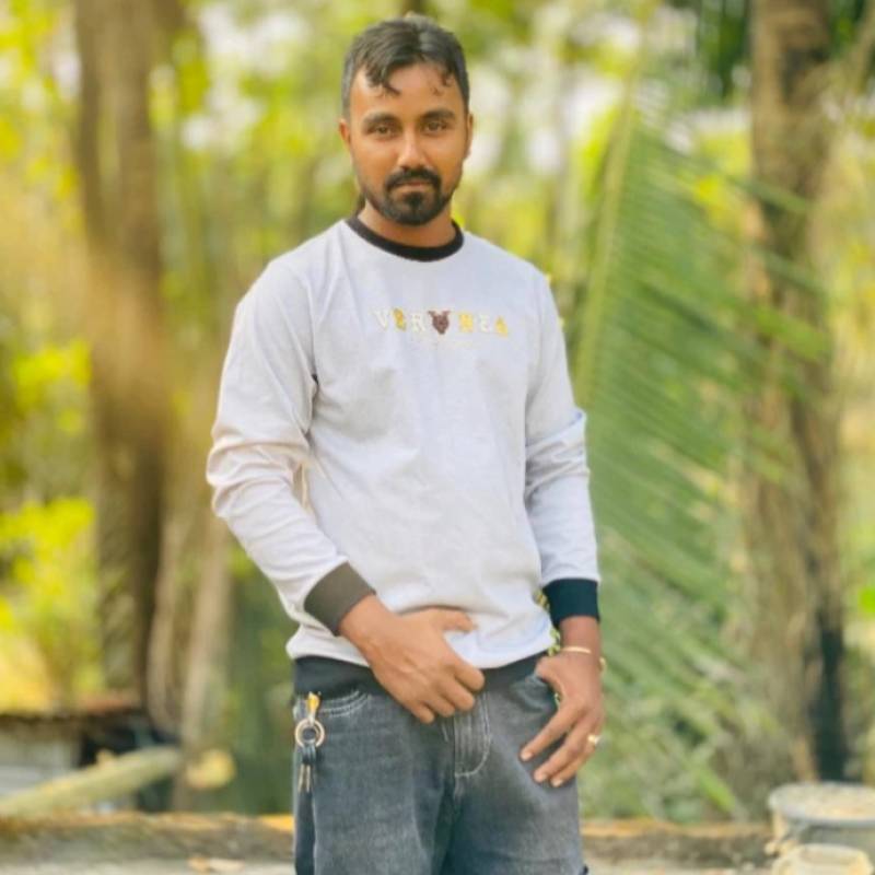 Mahfuj Ahmed, 26, South Korea
