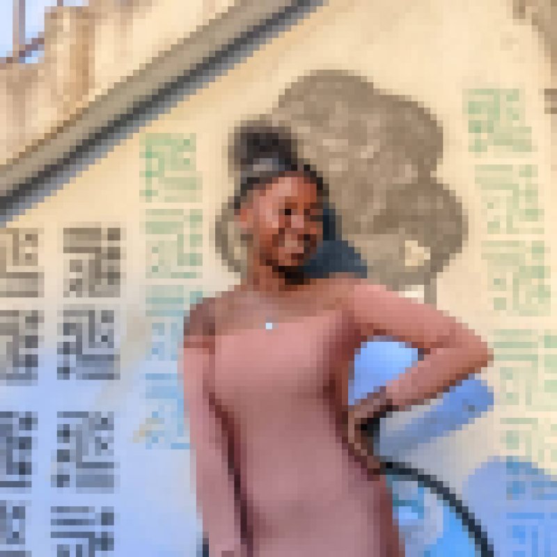 Marie Régina, 20, Aldenham