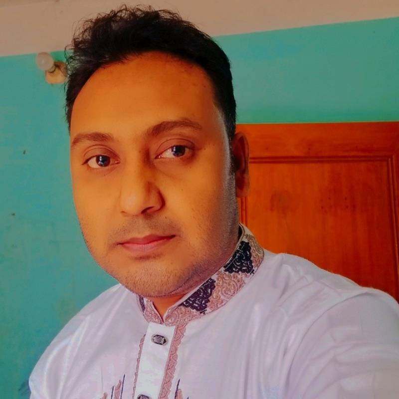 Nur, 28, San Lorenzo De Descardazar