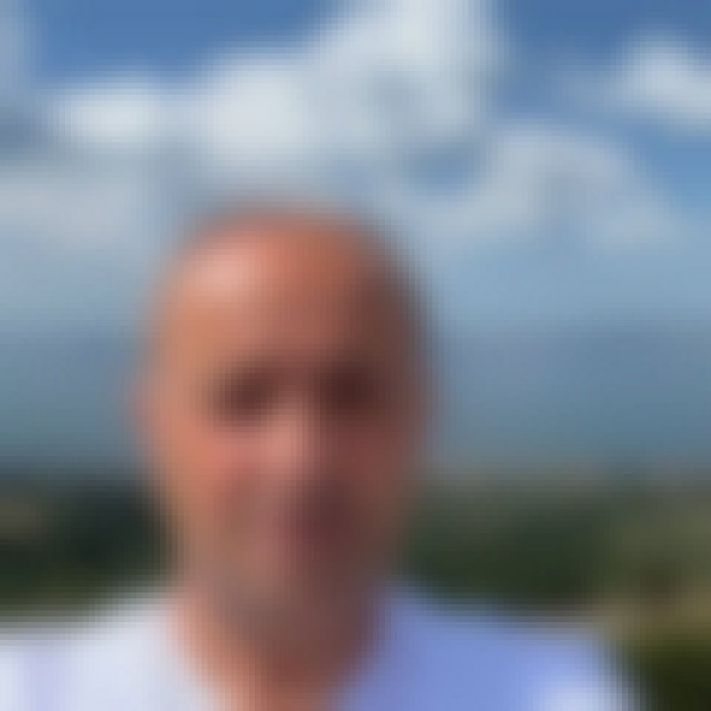 Saffet, 67, Mions