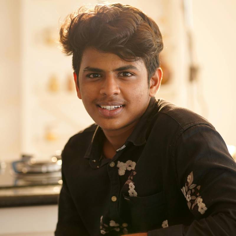 Jay, 21, Zhongshu