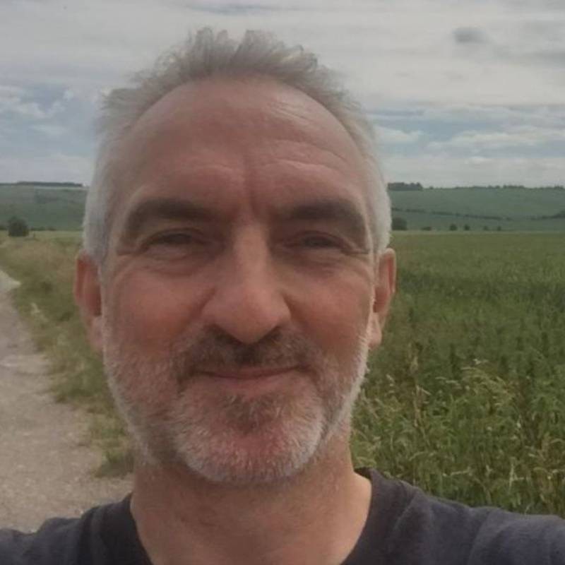 Mitchell, 58, Akdovurak