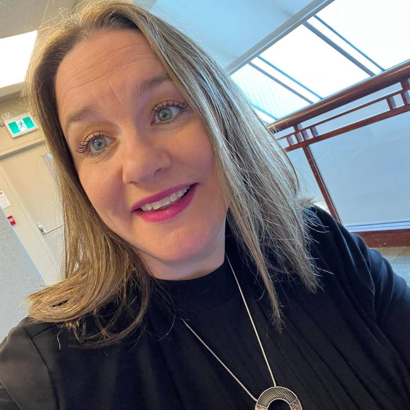 BerrioDiaz, 32, Hong Kong