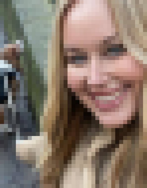 Amanda Clark, 28, Merta