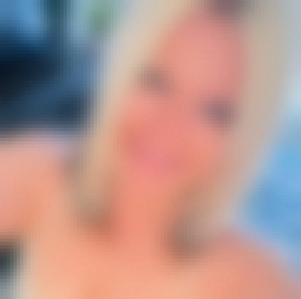 Jane, 53, Taejon
