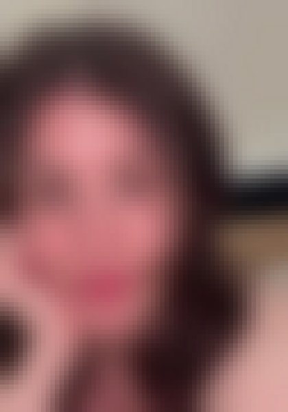 Angela, 36, Gence