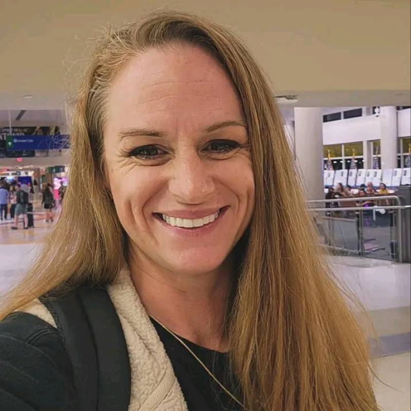 lisa, 48, Simcoe