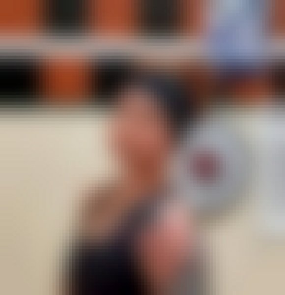 Sherry Williams, 34, Tall Qasab