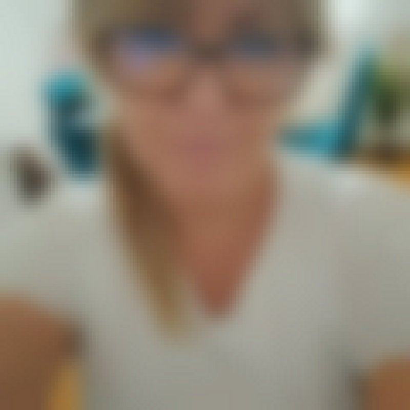 Joy, 51, Policka