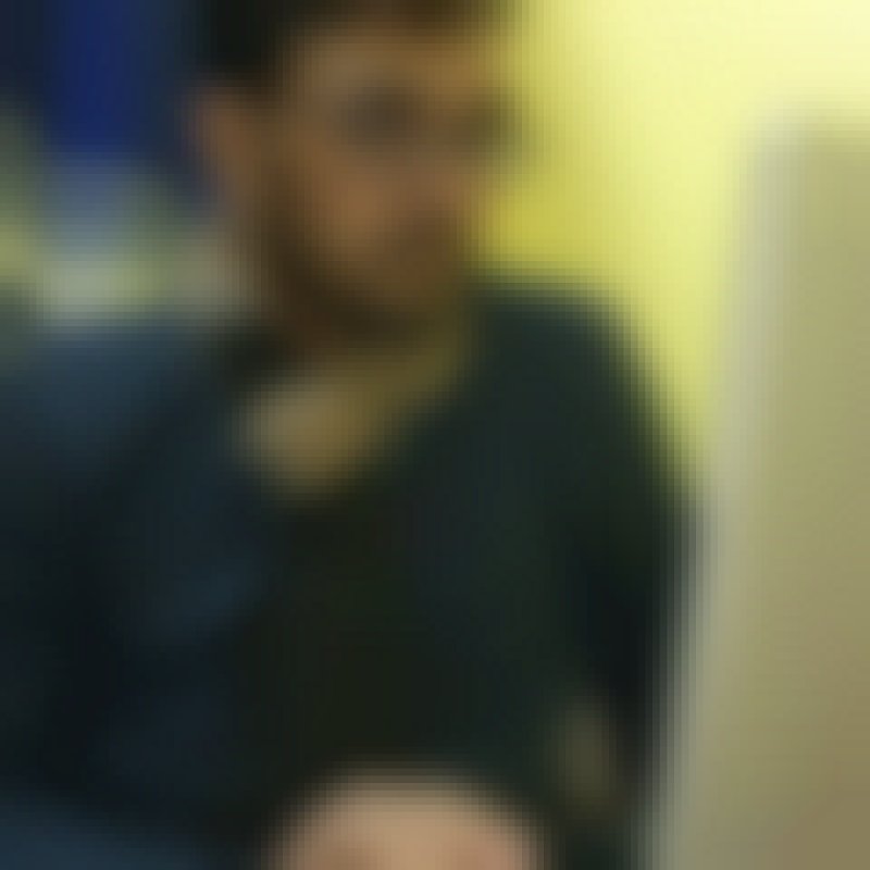 Mr Romel, 38, Vis