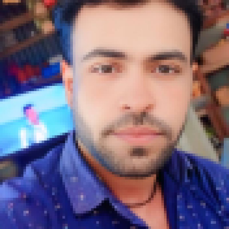 Mostafa, 28, Japan
