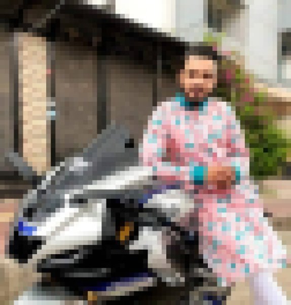 Tahsan, 32, North New Hyde Park