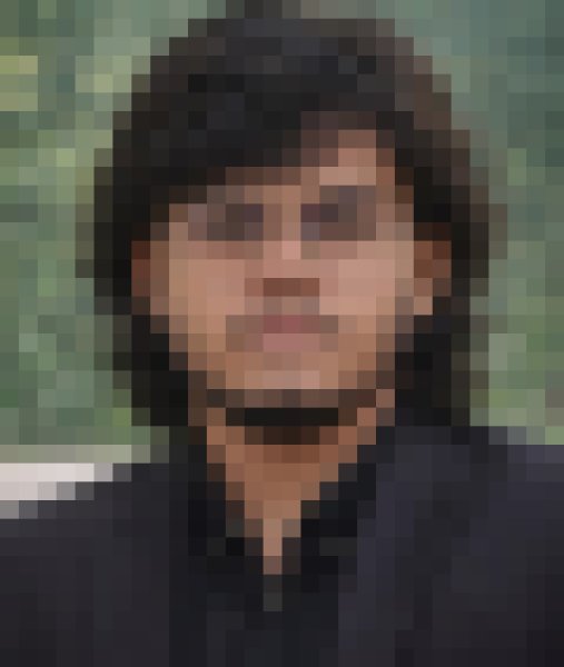 Ayat, 18, Morsi