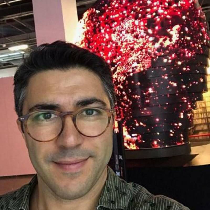 Hamza, 40