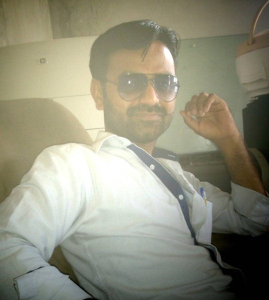 razi, 39, Charter Oak