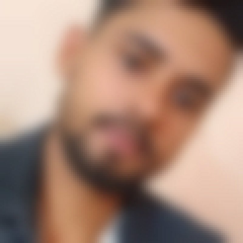 Pratik, 26, Wuhan