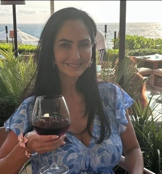 Sonia, 41, Anans