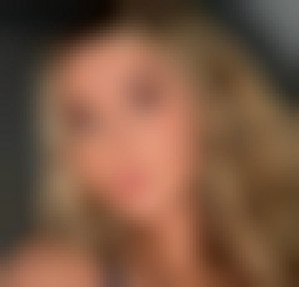 Maddie, 32, Australia