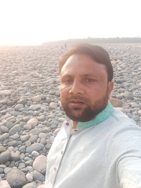 Taj, 41, Gateshead