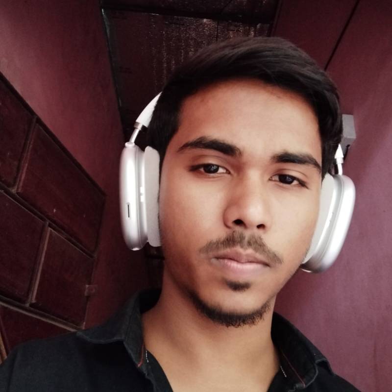 Raihan, 22, LA