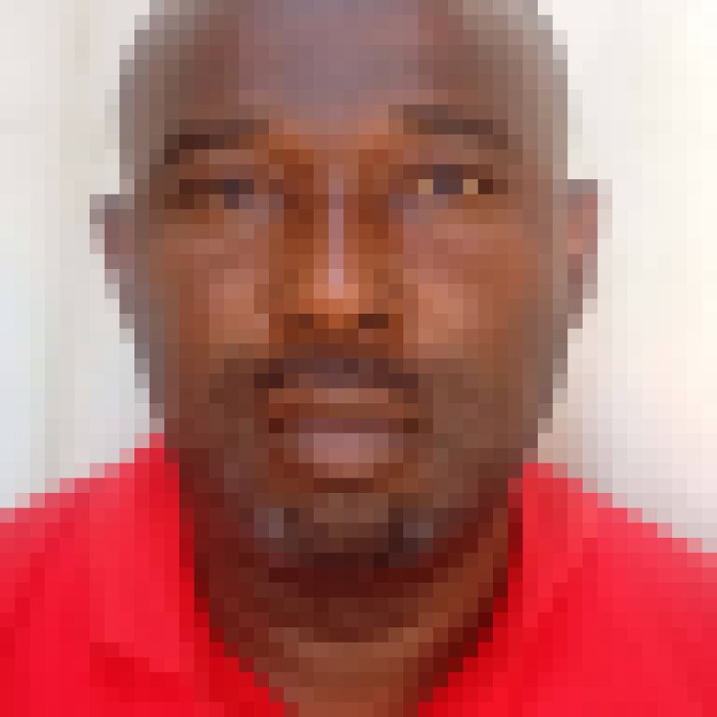 Chuks, 45, Hastsal