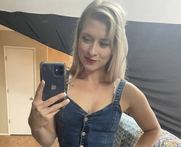 Roea, 34, Oostakker