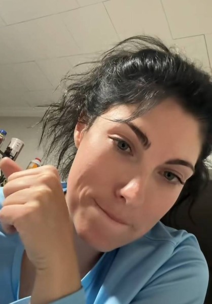 Taylor  Naomi, 36, Muzambinho