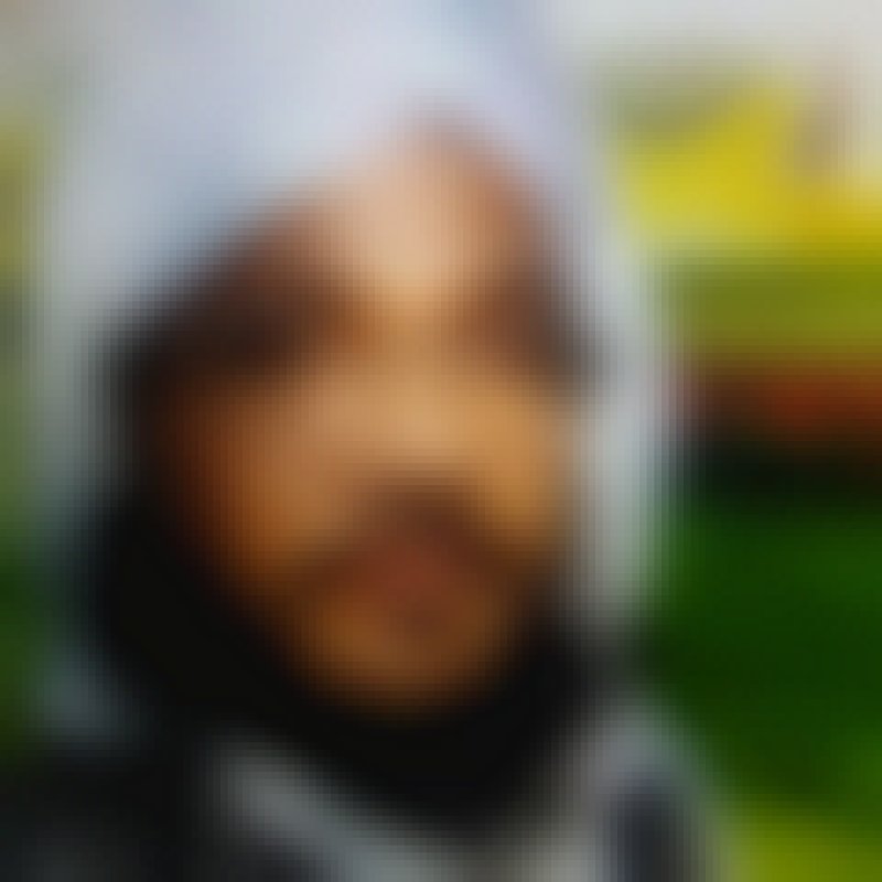Kaysir Khan, 35, Benin