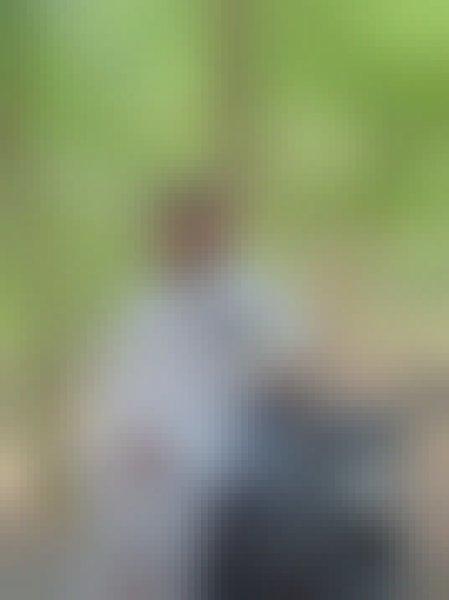 Alamin, 20, New Caledonia