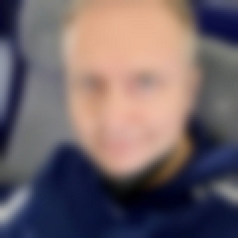 Charles moriss, 66, Nainijor