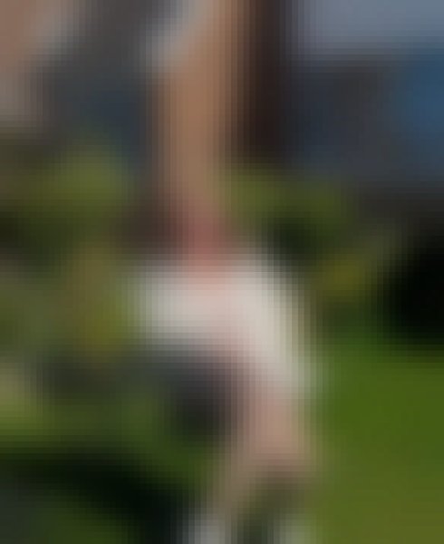 Holz, 51, Ecuador