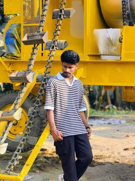Rudro, 19, Ghogha