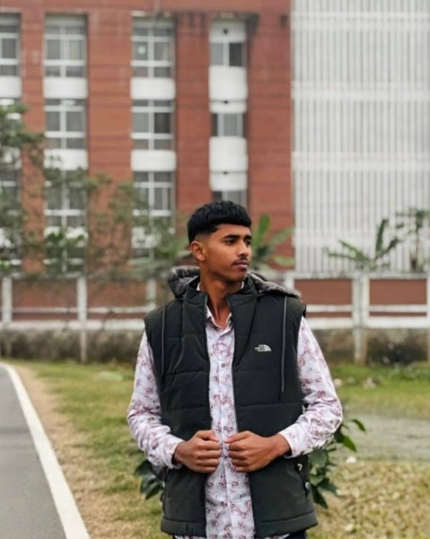 Noyon Islam, 19, Mongeri