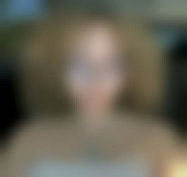 Alicia, 25, Obra