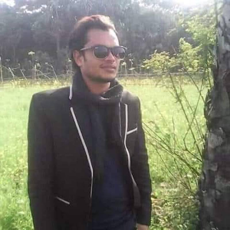 Parvez, 35, Branquinha